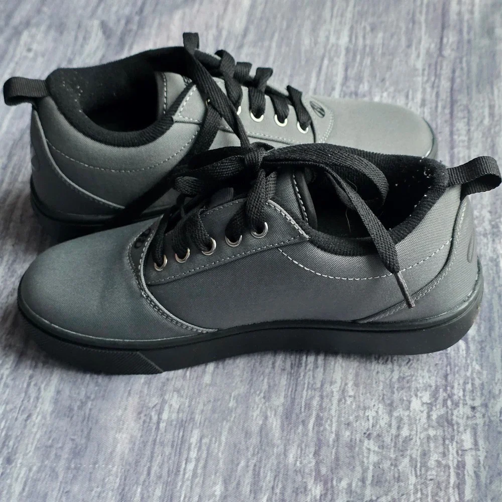 Heelys Kids Gray Lace‎ Up Roller Shoes Sneakers Size 4 Youth